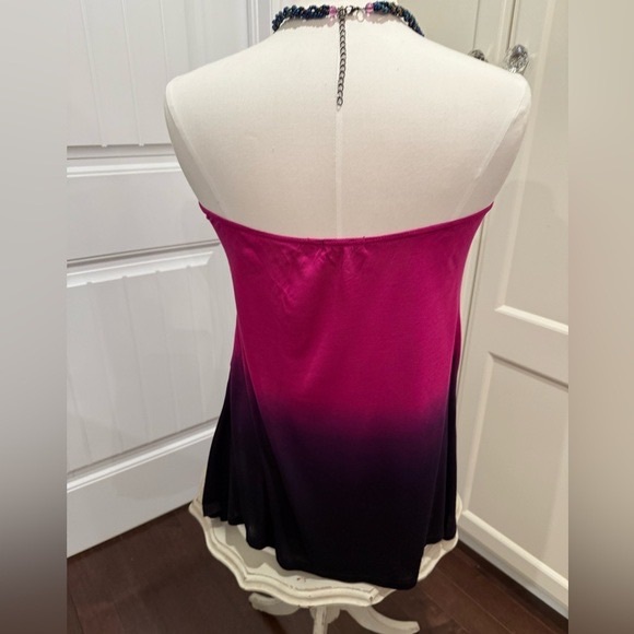 VENUS Womens Medium Fuchsia Ombré Halter Top with Beautiful Beaded Necklace - Picture 4 of 10